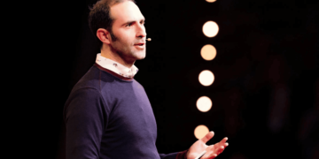 Eski Twitch CEO'su Emmett Shear