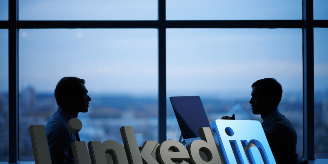 LinkedIn, 12 Ayda 2 Milyar Dolar Premium Gelir Elde Etti, Toplam Gelir Yıllık %9 Arttı!