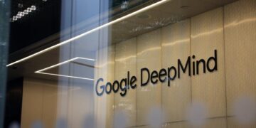 Google, Yapay Zeka Hızını Artırmak İçin DeepMind’a Geçiyor!
