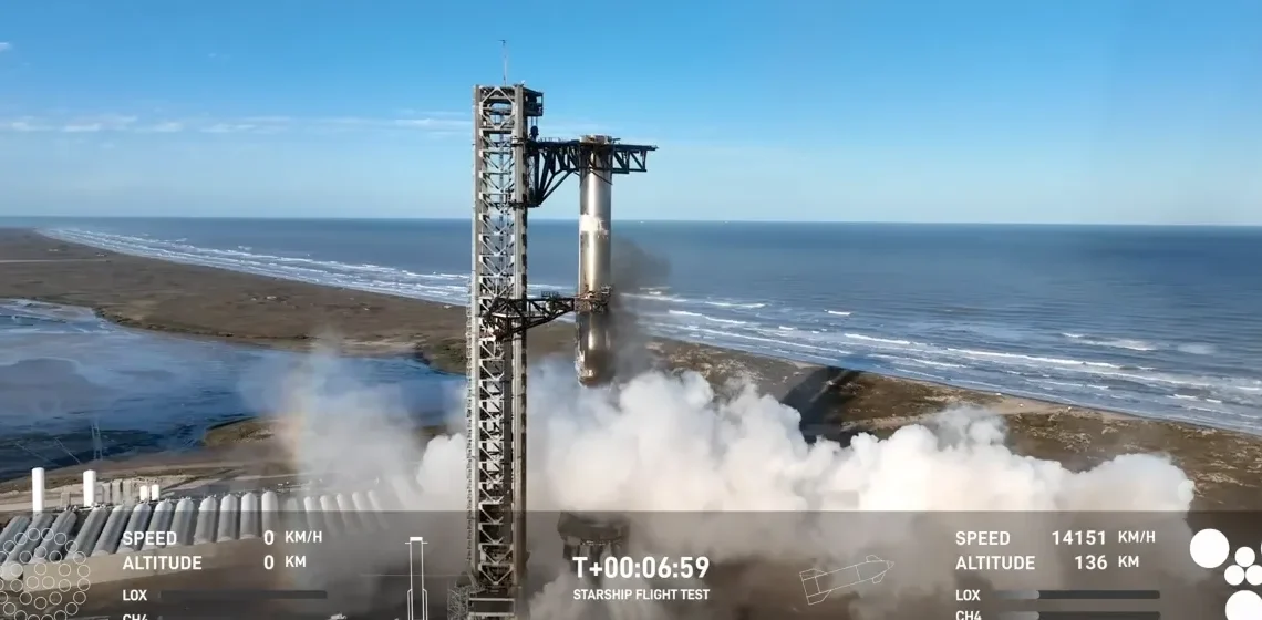 SpaceX, Starship Güçlendiricisini İkinci Kez Başarıyla Yakaladı Ancak Uzayda Anomali Yaşandı