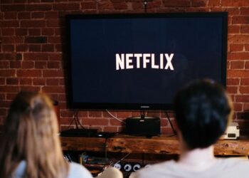 Netflix, iOS Kullanıcıları İçin Tüm Sezonu Tek Seferde İndirme Özelliğini Duyurdu
