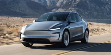 Tesla’nın Yenilenen Model Y’si Mart Ayında Kuzey Amerika’ya Geliyor: İşte Fiyat ve Detaylar!