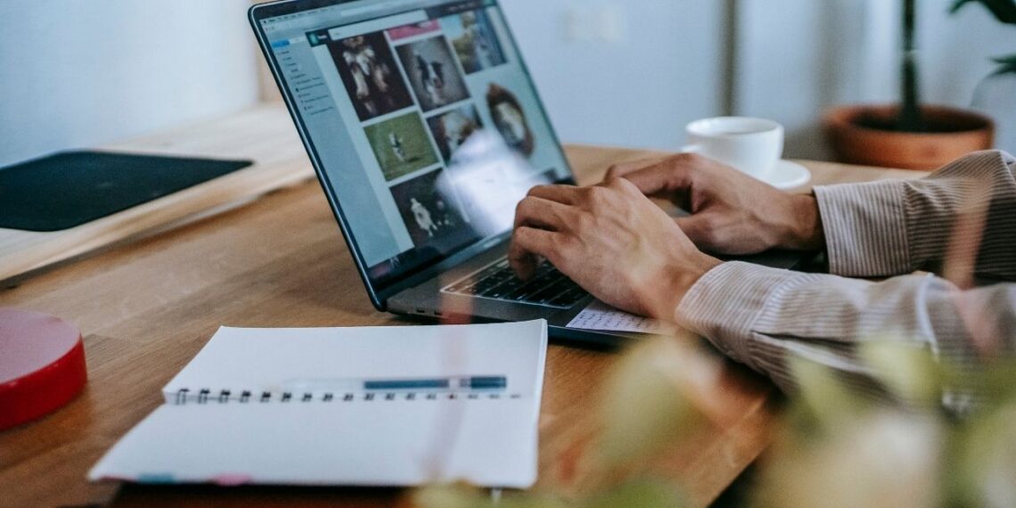 Freelance Çalışmak mı, Kurumsal Hayat mı? Avantajlar ve Dezavantajlar