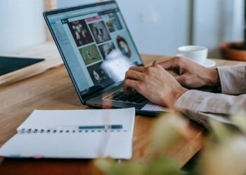 Freelance Çalışmak mı, Kurumsal Hayat mı? Avantajlar ve Dezavantajlar 