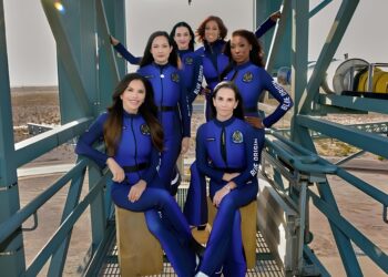Blue Origin, Kadın Ekibi Uzaya Taşıdı!