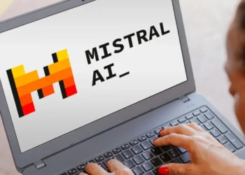 Mistral’ın Le Chat Sohbet Botu “Deep Research” Moduyla Daha Verimli Hale Geliyor