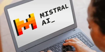 Mistral’ın Le Chat Sohbet Botu “Deep Research” Moduyla Daha Verimli Hale Geliyor