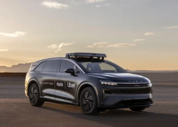 Uber, Robotaksi Geleceğine Yatırım Yapıyor: Lucid ve Nuro Ortaklığı Duyuruldu
