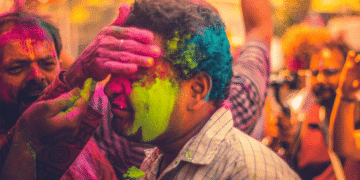 Kültürlere Göre Renklerin Gizemli Anlamları… Neden Her Yerde Farklı?