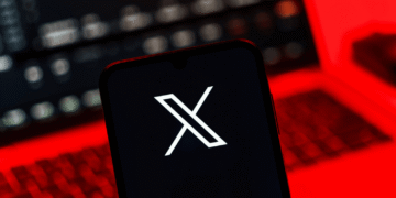 X Android’de gerilerken iOS’ta yükselişte, abonelik gelirleri baskı altında!