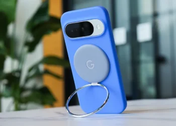 Google, PixelSnap ile Kendi “MagSafe” Sistemini Tanıttı