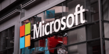 Microsoft İngiltere’ye 30 Milyar Dolar Yatırım Yapacak!
