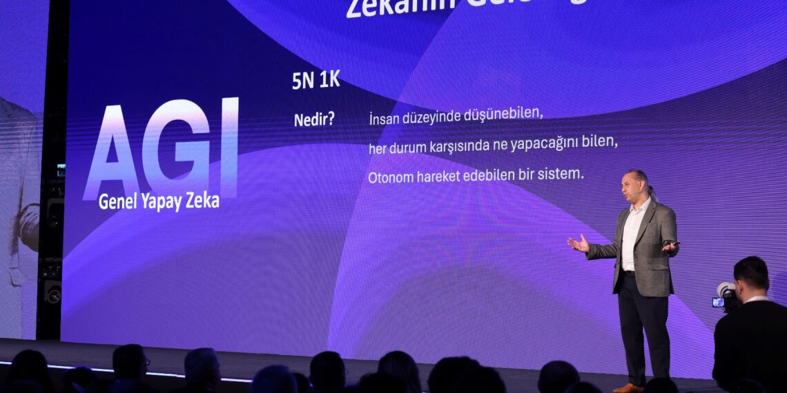 “Zekanın Ötesi” Geleceğe Işık Tuttu: Türkiye Yapay Zeka Zirvesi’ne Rekor Katılım