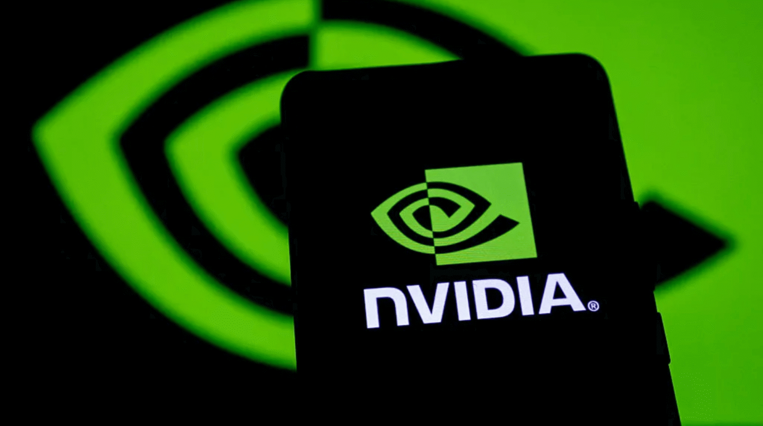 Nvidia, 5 Trilyon Dolar Değerlemeyi Aşan İlk Halka Açık Şirket Oldu!