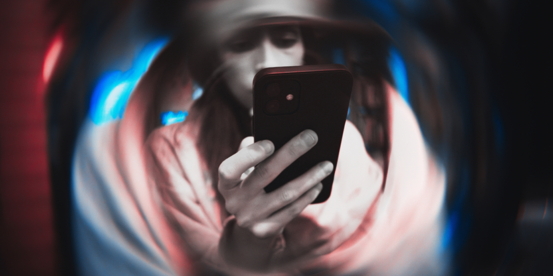 TikTok, Doomscrolling’e Savaş Açtı: Kullanıcılar Artık “Sağlıklı Kullanım” Rozetleri Kazanacak