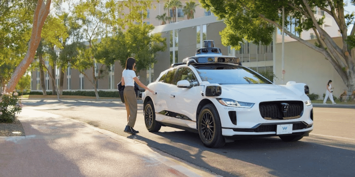 Waymo, ABD’de robotaksi ağını genişletiyor!