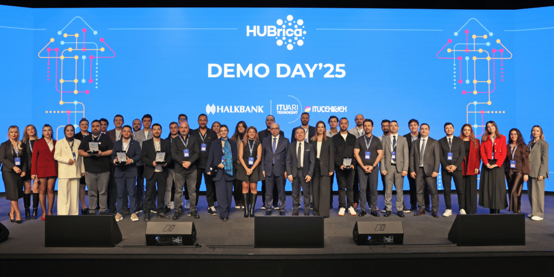 HUBrica Demo Day’de Sahne Alan Girişimciler Yatırımcılarla Buluştu!