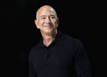 Jeff Bezos, 6,2 Milyar Dolarlık AI Girişimiyle Yöneticiliğe Geri Dönüyor!