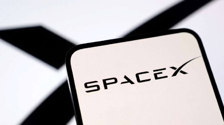 Uzayda İnternet: SpaceX, 7.500 Yeni Starlink Uydusu İçin Onay Aldı!