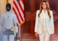 Melania Trump Robot Eğitmeni Gündeme Taşıdı
