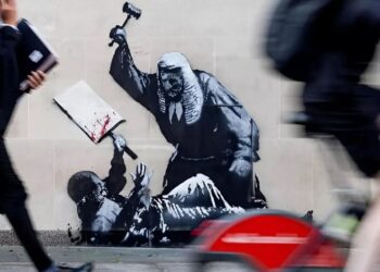 Banksy: Sistem Eleştirisi mi, Sistemin Parçası mı?