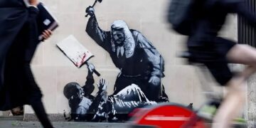 Banksy: Sistem Eleştirisi mi, Sistemin Parçası mı?