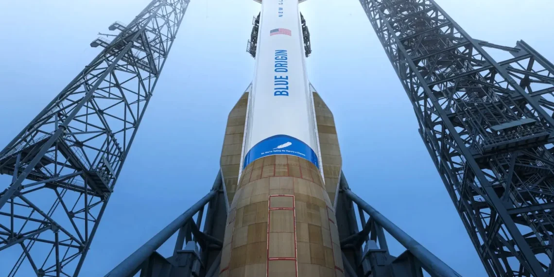 Jeff Bezos’un kurucusu olduğu Blue Origin, Project Sunrise ile uzay veri merkezi kurmayı planlıyor. 50 bin uyduluk ağ yapay zeka altyapısını yörüngeye taşıyabilir.