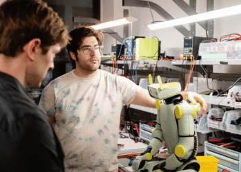 Amazon, Çocuk Boyutunda Robotlar Geliştiren Fauna Robotics Satın Aldı!