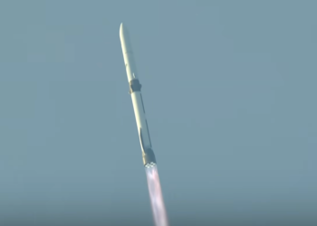 Blue Origin, New Glenn Roketini İlk Kez Yeniden Kullandı