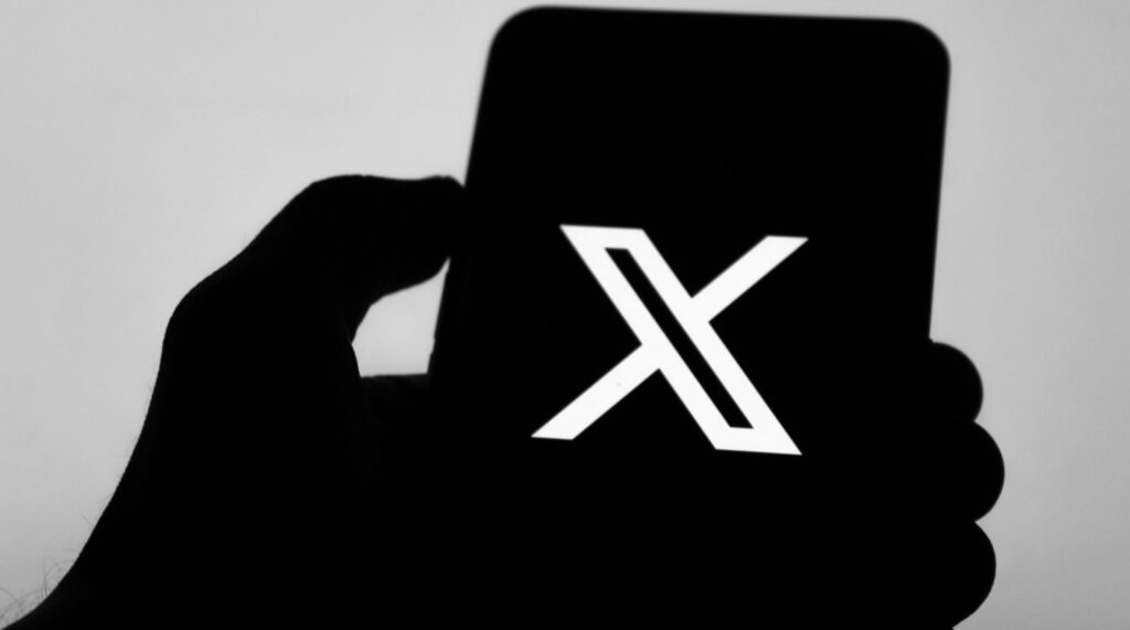 X, tıklama tuzağı içeriklere karşı gelir modelini değiştiriyor