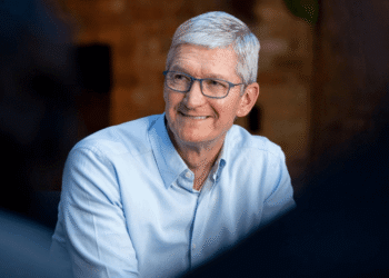 Tim Cook, Apple’daki Ceo’luk Görevinden Ayrılıyor! Koltuğu John Ternus’a Devralacak!