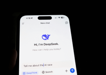 DeepSeek Yeni Modeli V4 ile Yapay Zeka Yarışına Geri Dönüyor!