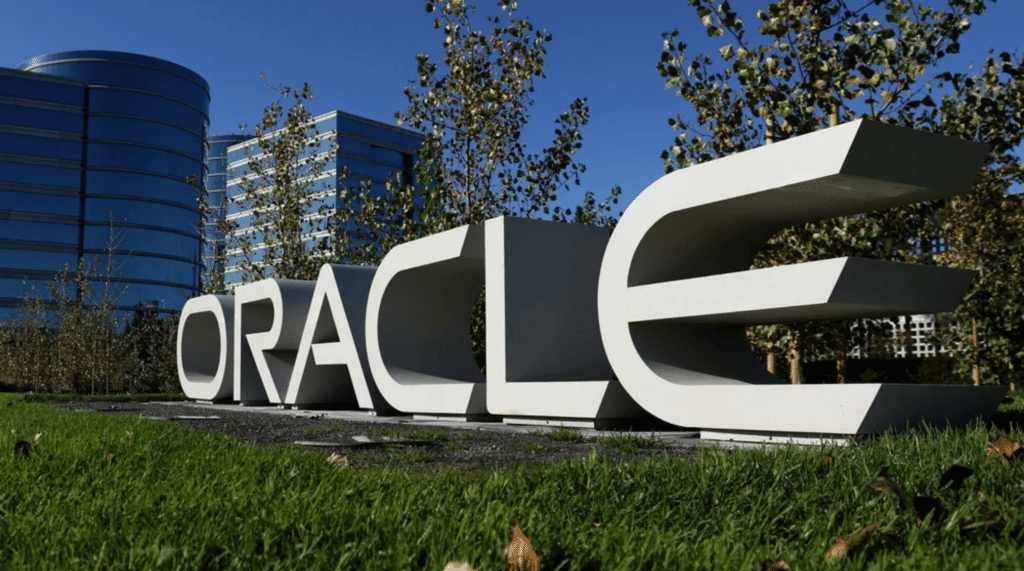Oracle Tek Bir E-postayla 30 Bin Çalışanıyla Yollarını Ayırdı!