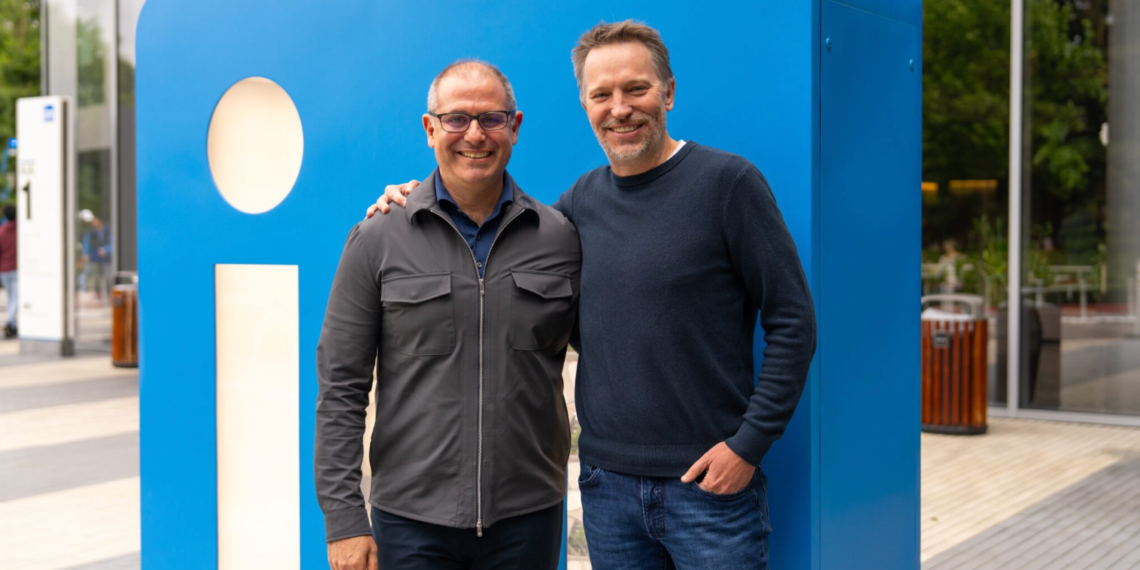 LinkedIn CEO’su Ryan Roslansky Görevden Ayrıldı, Yerine Dan Shapero Geldi