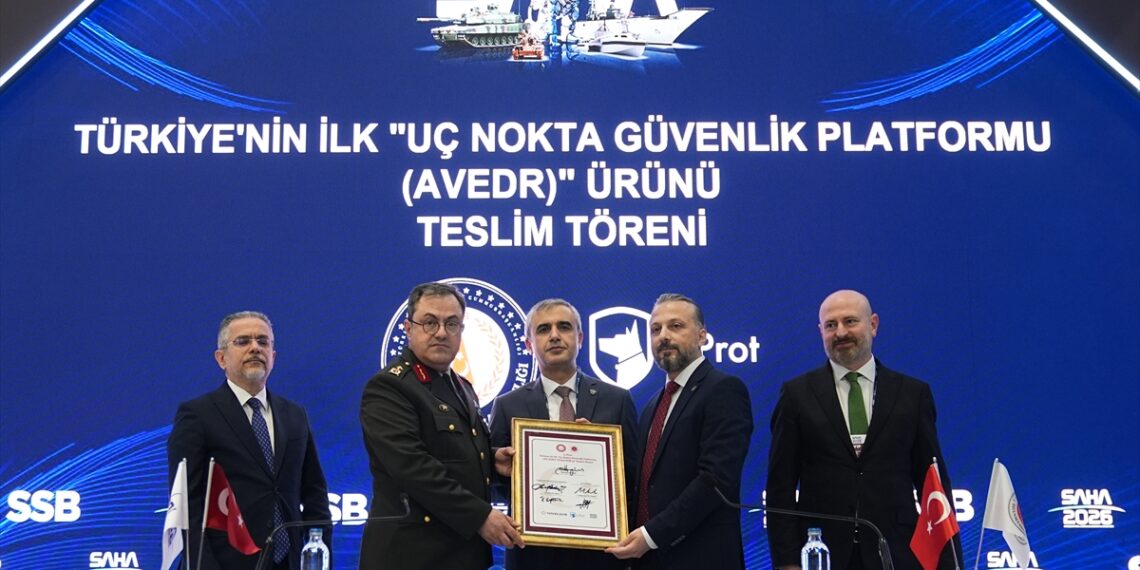 Türkiye’nin İlk Yerli AV/EDR Uç Nokta Güvenlik Platformu