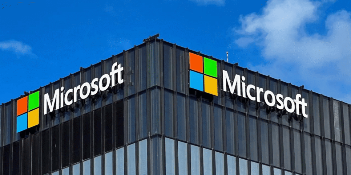 Microsoft Güvenlik Araştırmacısını Yasal İşlem ve Polisle Tehdit Ettiği İçin Tepki Çekiyor!