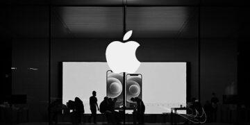 Apple, 5 Trilyon Dolarlık Piyasa Değerine Ulaşan İkinci Şirket Oldu