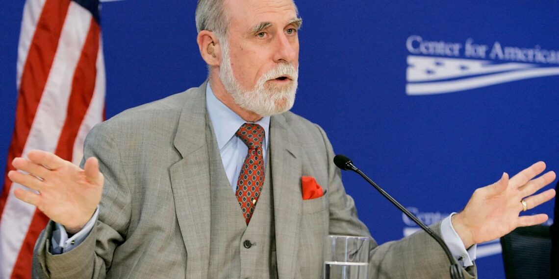 İnternetin Mimarı Vint Cerf, Yapay Zeka Ajanlarını Açık İnternete Salacak Standardı Şekillendiriyor