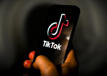 TikTok, YouTube'un Ardından Kendi Yapay Zeka Benzerlik Aracını Test Ediyor TikTok, YouTube’un Ardından Kendi Yapay Zeka Benzerlik Aracını Test Ediyor