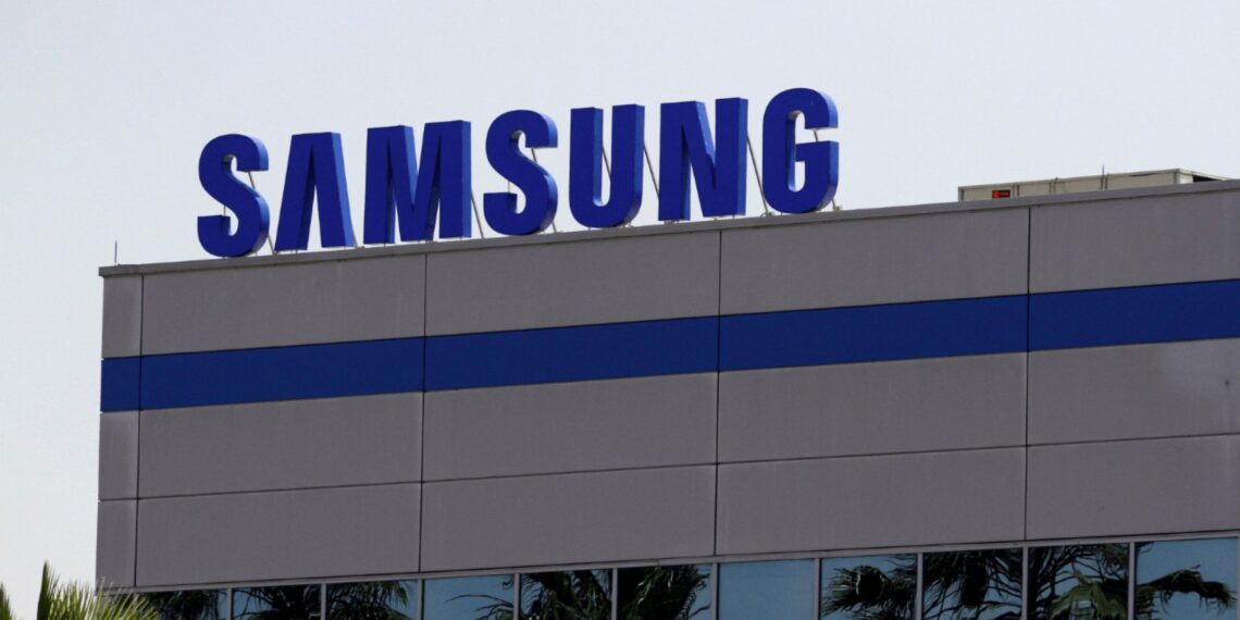 Samsung, Çalışanlarını İşten Çıkararak Merkezini Texas'a Taşıyor Samsung, Çalışanlarını İşten Çıkararak Merkezini Texas’a Taşıyor