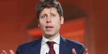 Sam Altman, ChatGPT’yi Ebeveyn Asistanı Olarak Tanıtıyor