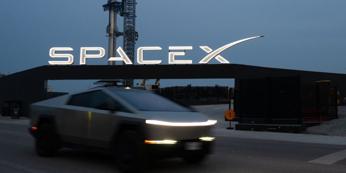 SpaceX, Anthropic ve Google Anlaşmaları ile Starlink Büyümesi Sayesinde Gelirini İkiye Katladı