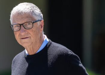 Bill Gates, Yapay Zeka Konusunda Endişeli!